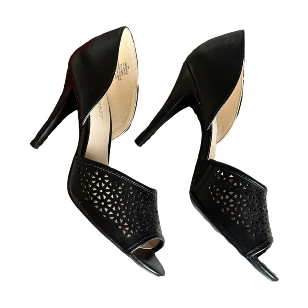 Nine West Woman’s 7 Black Peep Toe Heels With Cutout Detailing - Picture 5 of 6